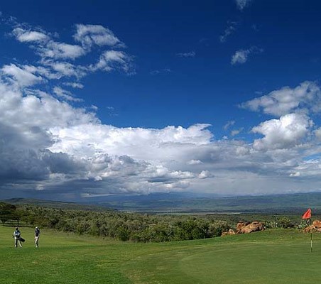 Rift Valley Golf Club ®bushtreksafaris